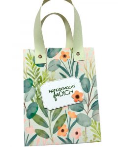 Tüte basteln mit dem Designerpapier "Floral Umrahmt" als Geschenkverpackung